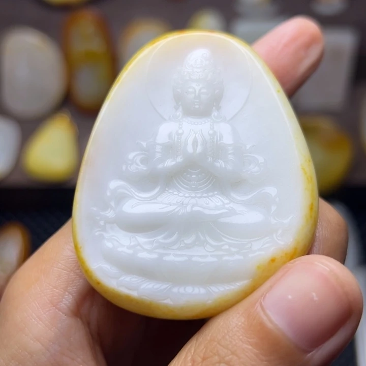和田玉未镶嵌颈饰