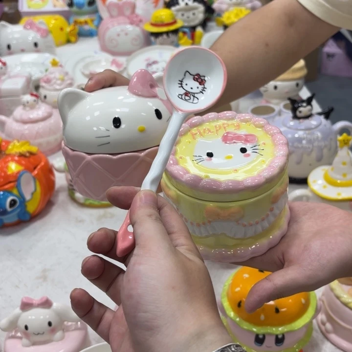 瓷片我在外面吃饭呢你在