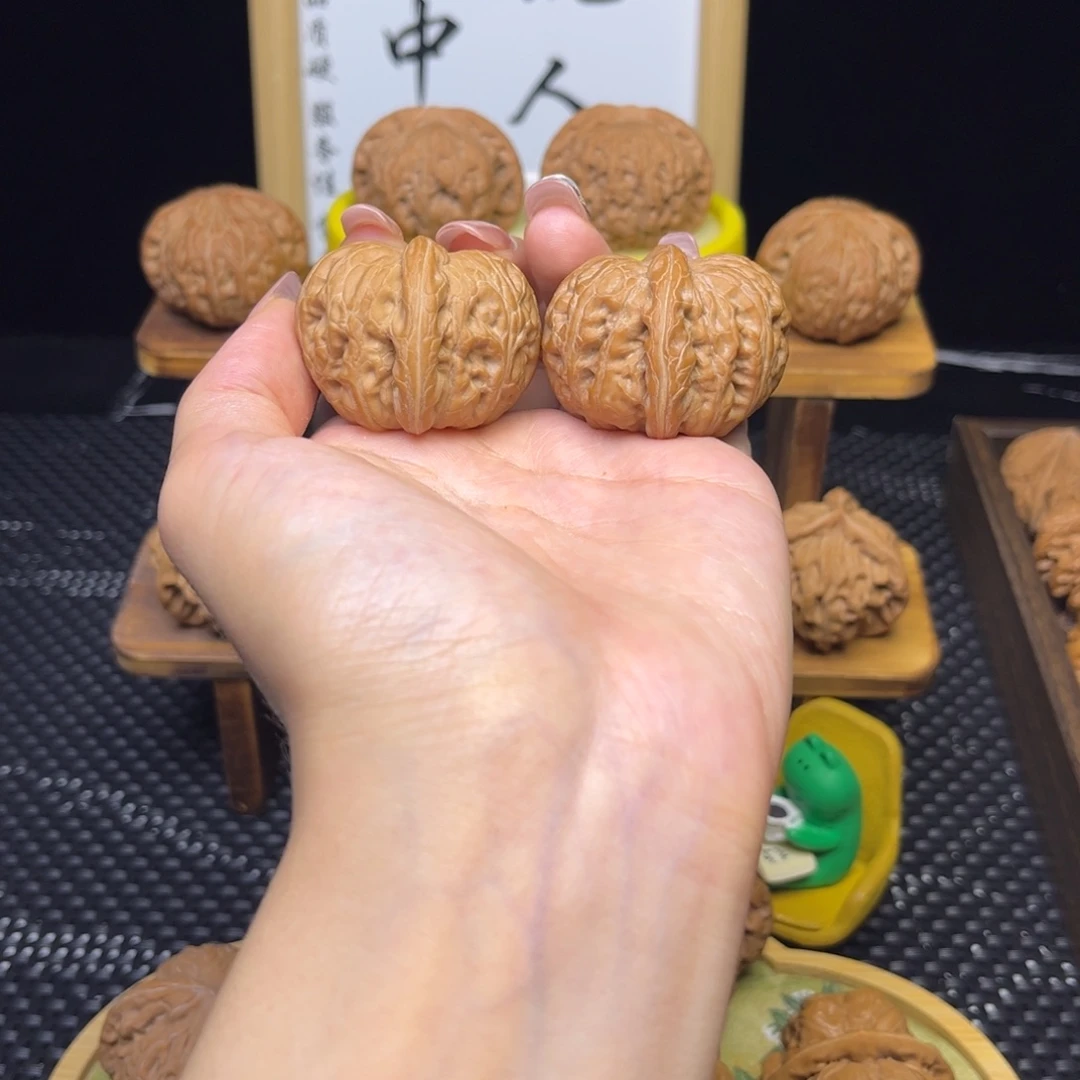 吊坠文玩核桃元宝40全白茬