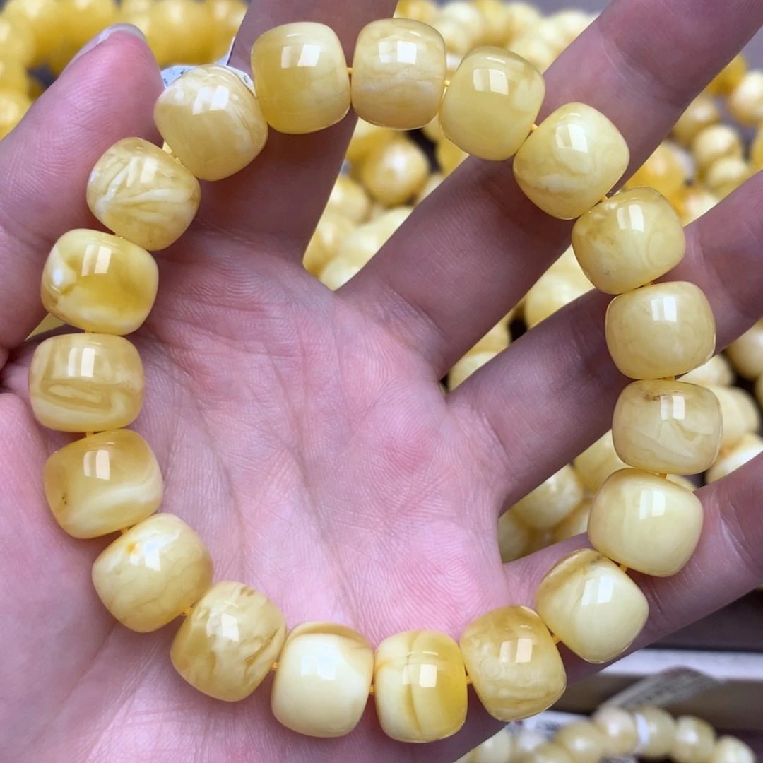 琥珀未镶嵌珠宝奇石12