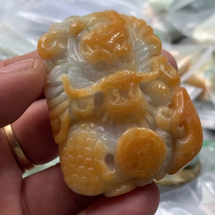 翡翠未镶嵌颈饰保真天然a货翡翠