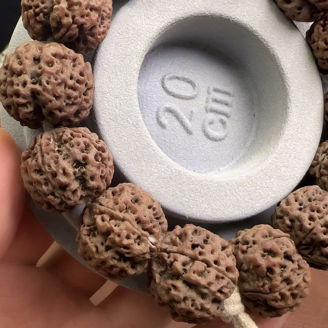 金刚菩提手串蜂王20mm