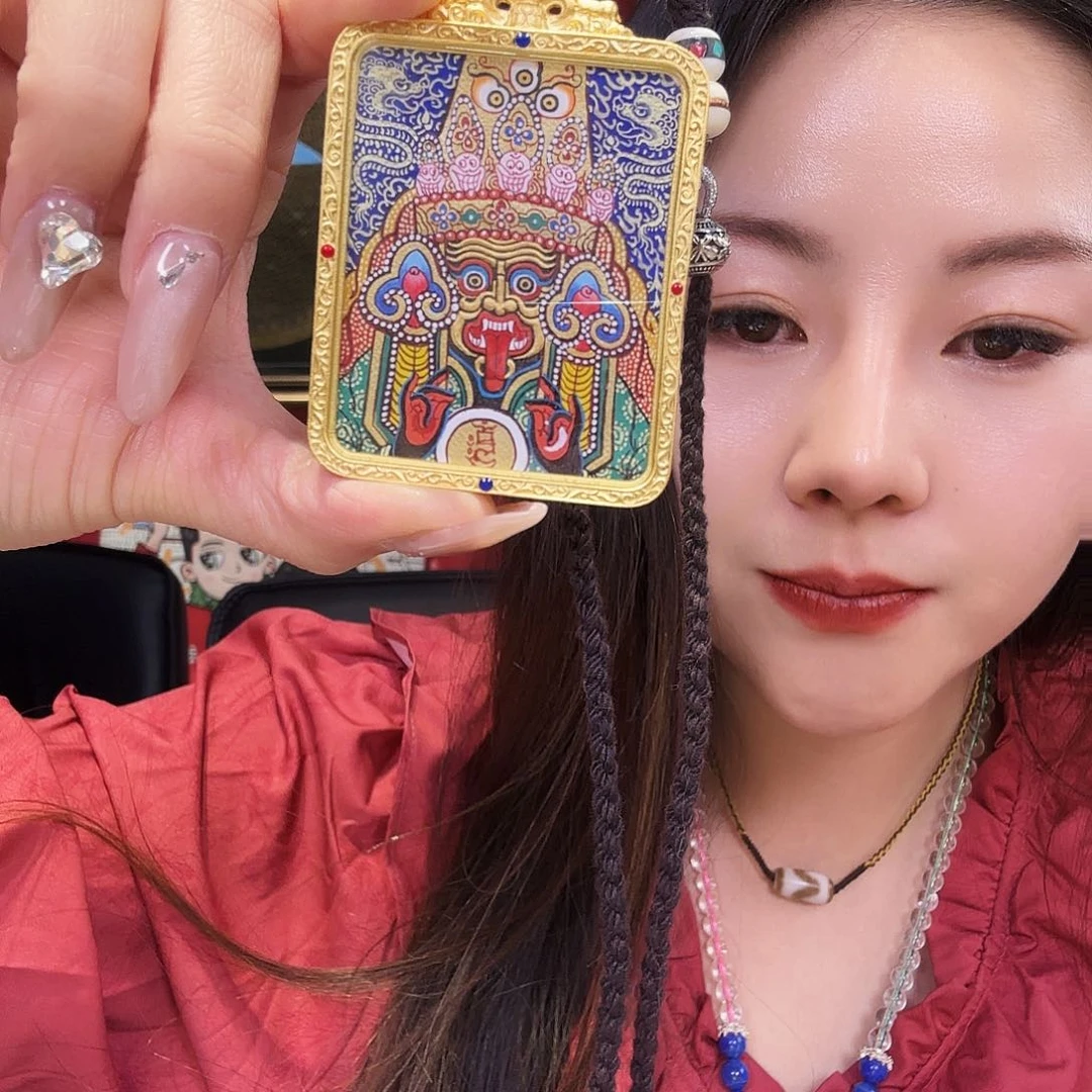 装裱画扎基拉姆带壳子的