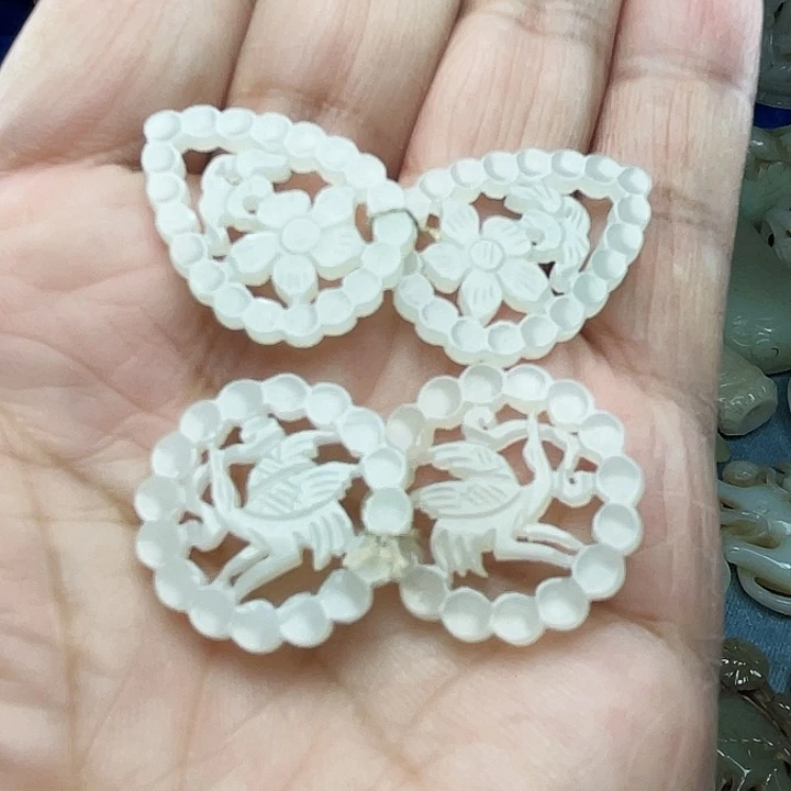 和田玉（青白玉）未镶嵌颈饰