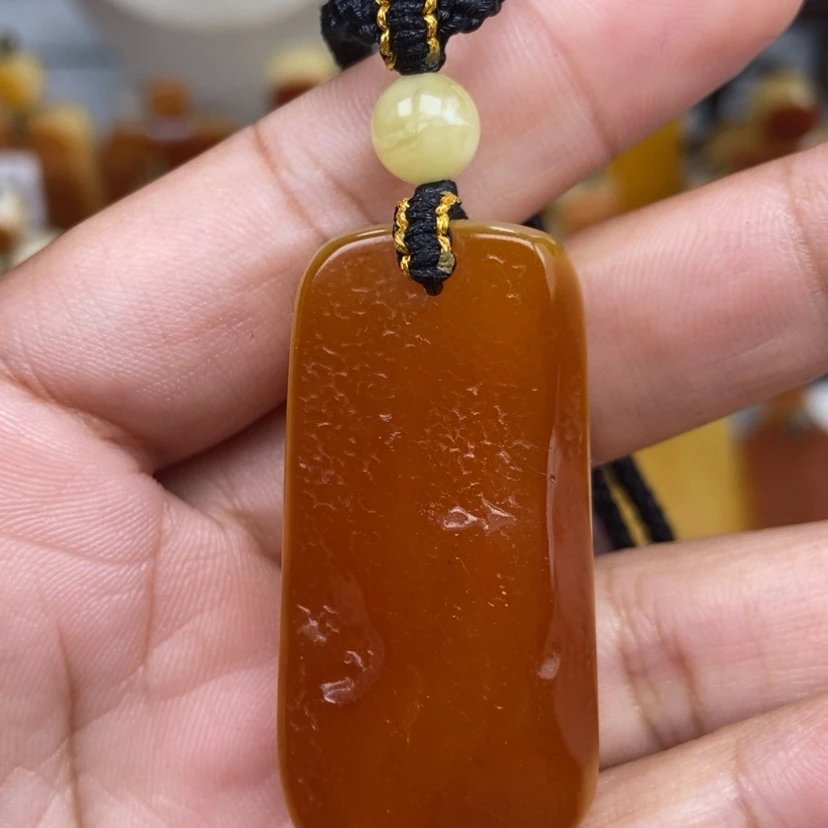 【闪购商品】未镶嵌颈饰琥珀