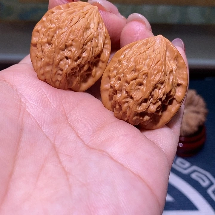 文玩核桃把件31.5七步沟