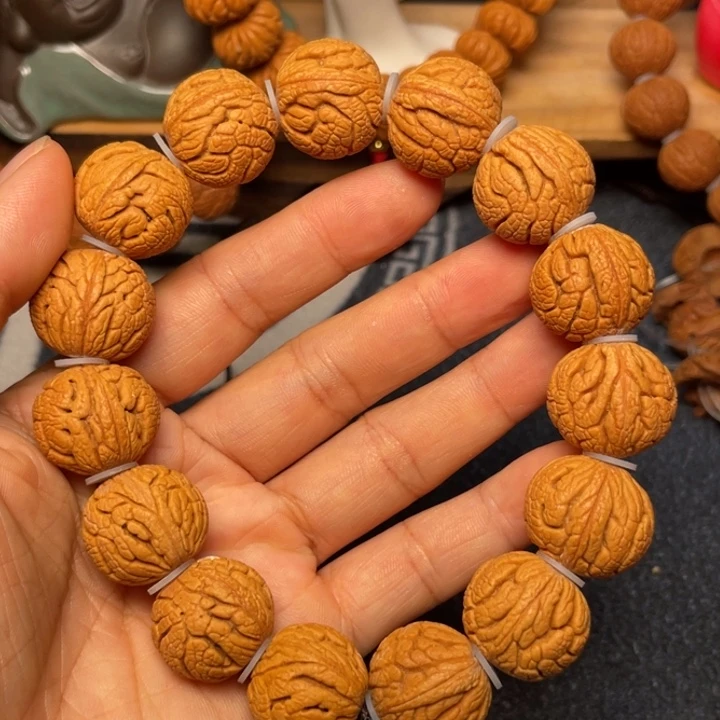 桃核手串龙纹桃核1