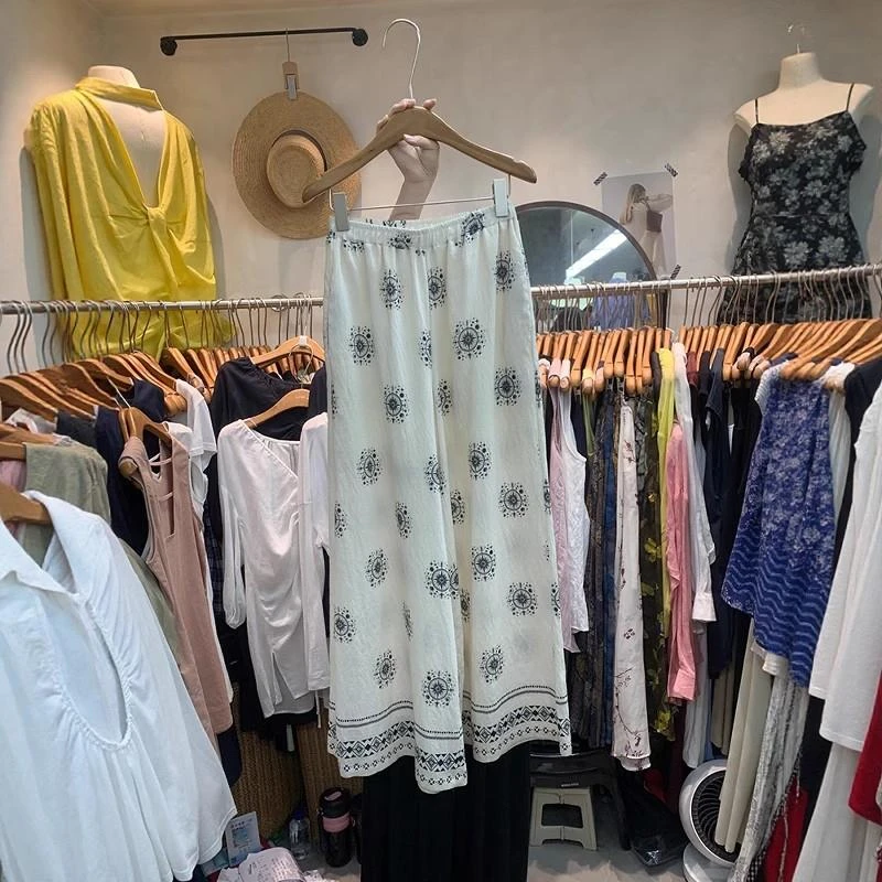 十三行早秋复古高级感印花松紧腰阔腿裤女度假风简约宽松直筒长裤