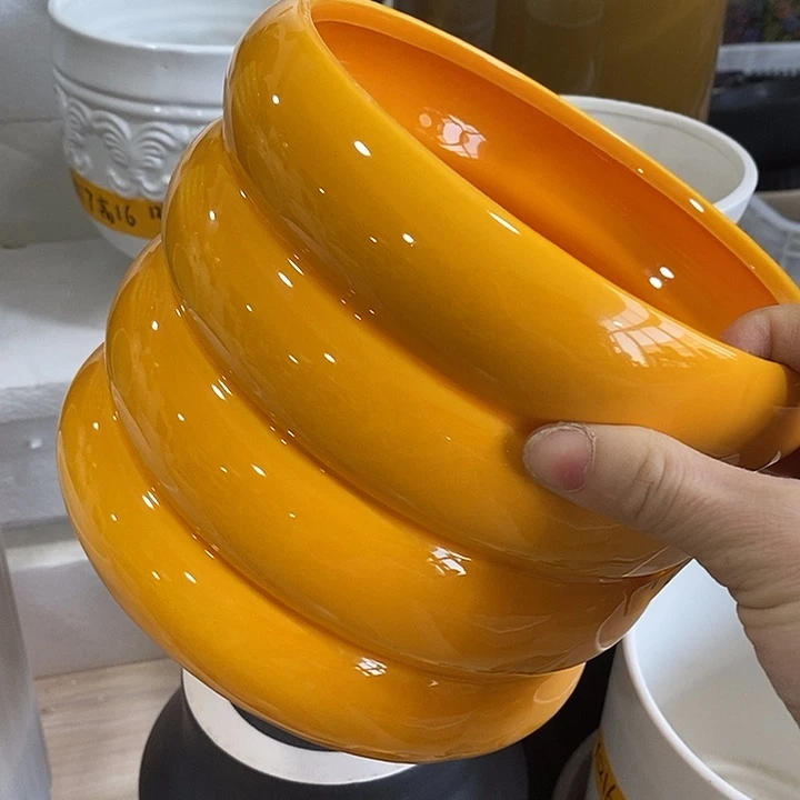 陶盆有孔 瑕疵针孔漏釉介意勿拍外高 15外口18