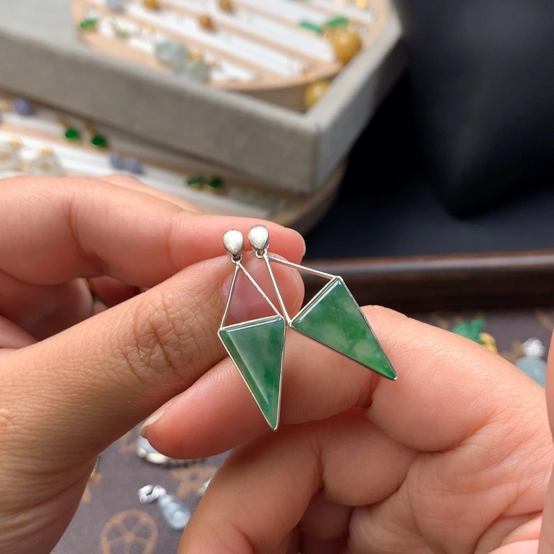 翡翠银S925镶嵌耳饰翡翠