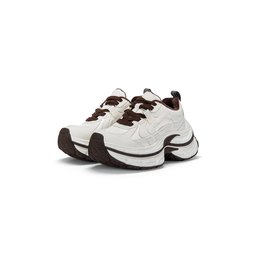 新冬款白配棕做旧擦色牛皮厚底绒里系带老爹鞋