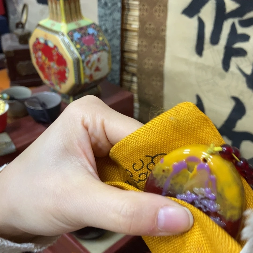 织绣哈哈哈哈。哈哈哈哈