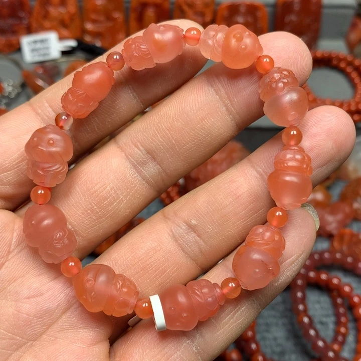 南红玛瑙手串未镶嵌开***K