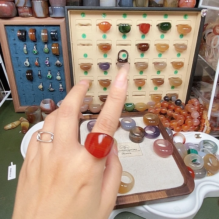 嘢***號玛瑙/玉髓合金戒指