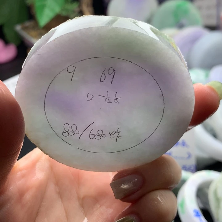 未镶嵌手镯定制翡翠