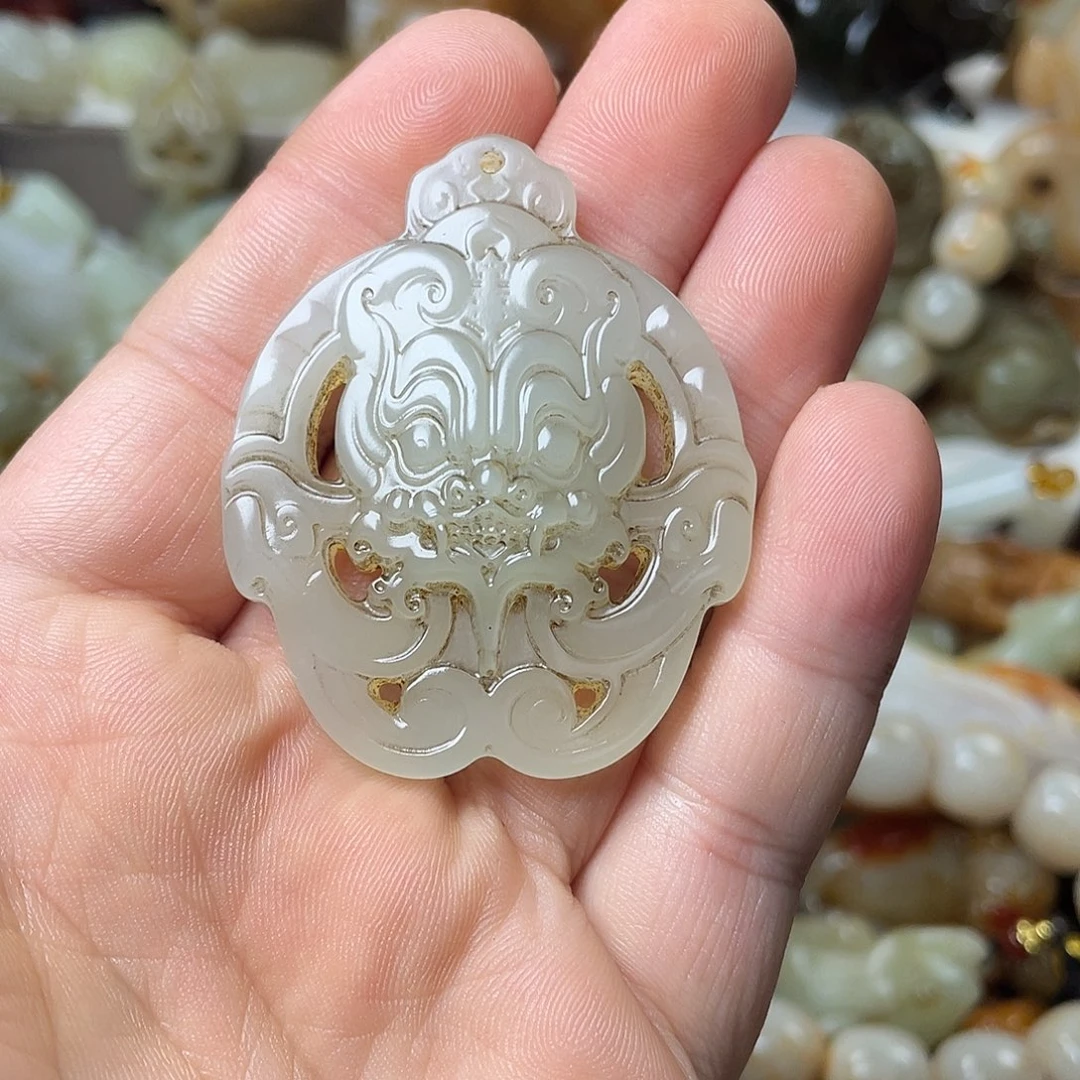 皇***勒颈饰未镶嵌和田玉