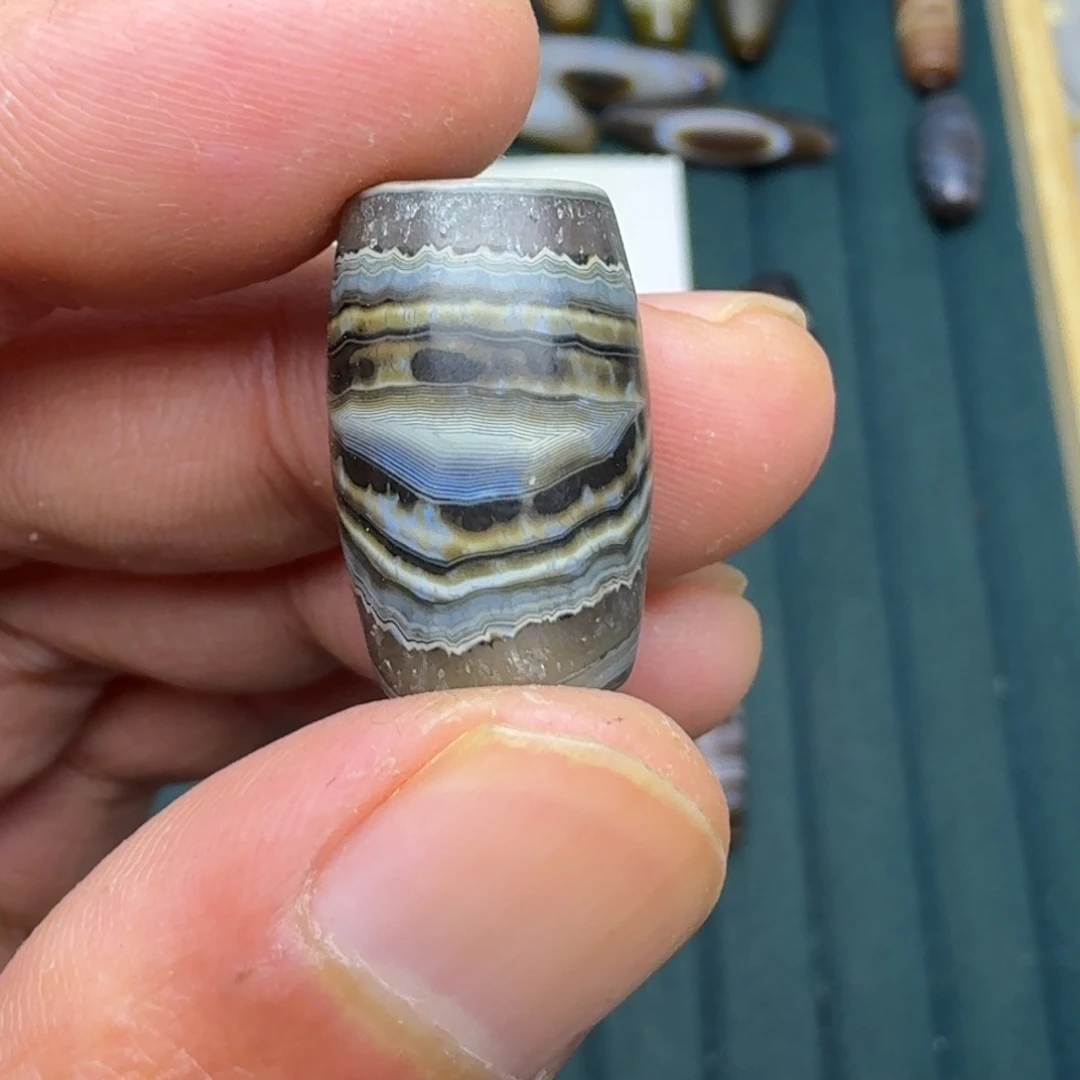 K***u玛瑙/玉髓合金珠宝奇石