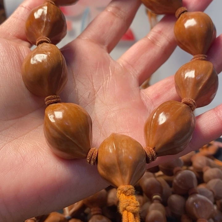 手串/手链橄榄核2.1三花铁盒