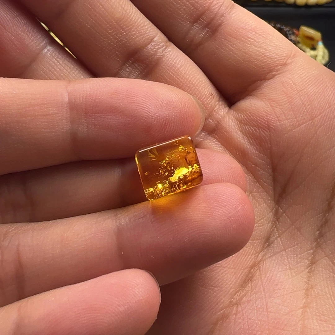 琥珀（花珀）颈饰未镶嵌方糖（打孔不退换）