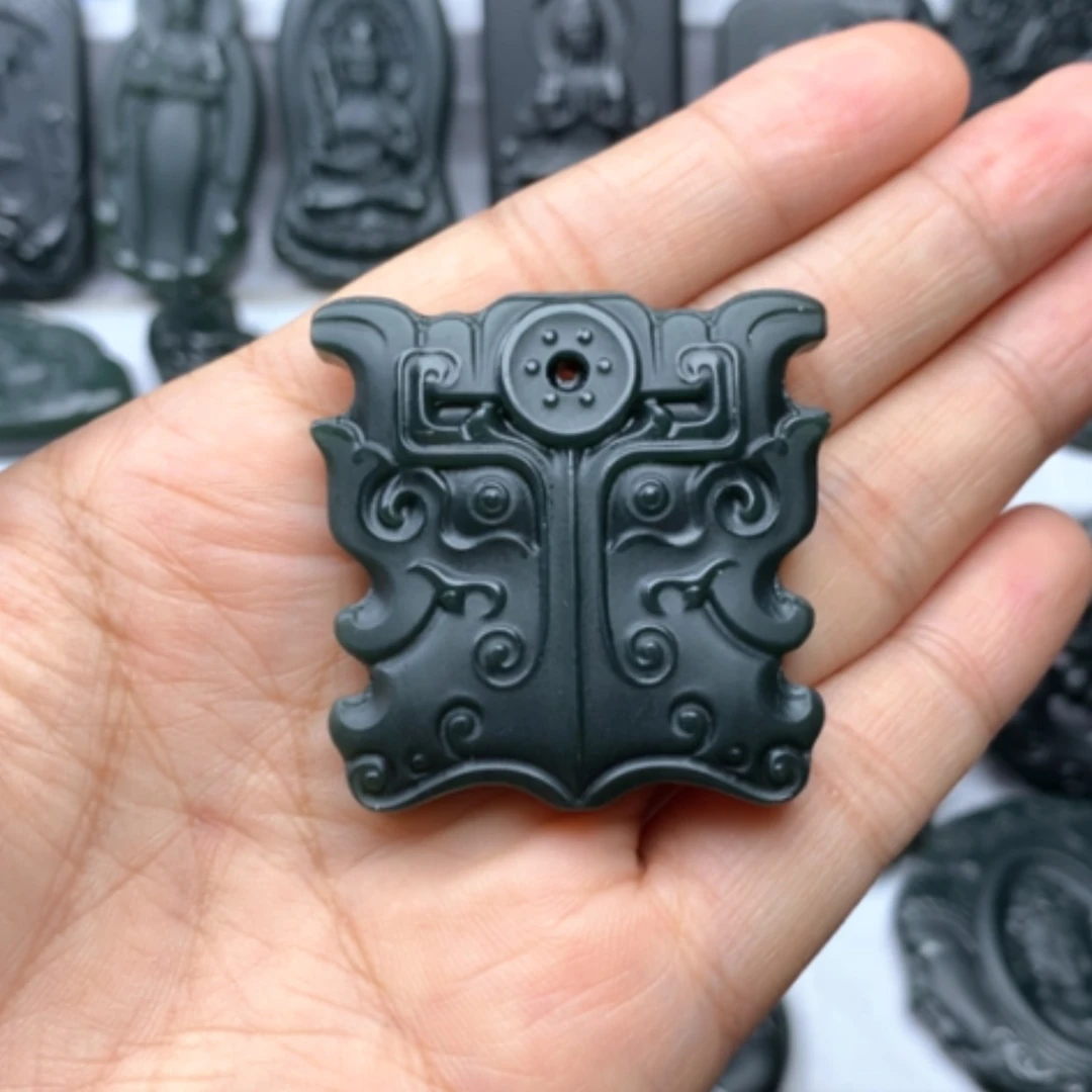 【闪购商品】颈饰未镶嵌和田玉双面雕刻