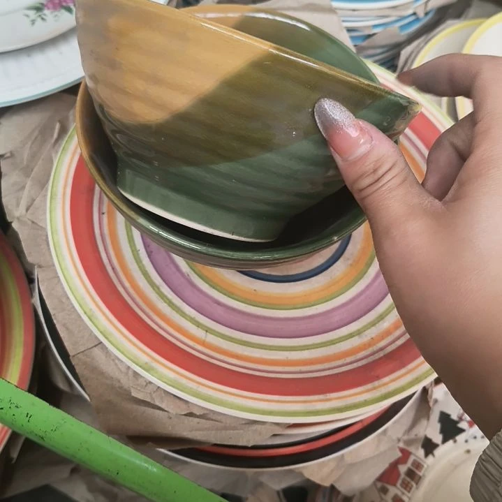 陶瓷盘子碗啥都有