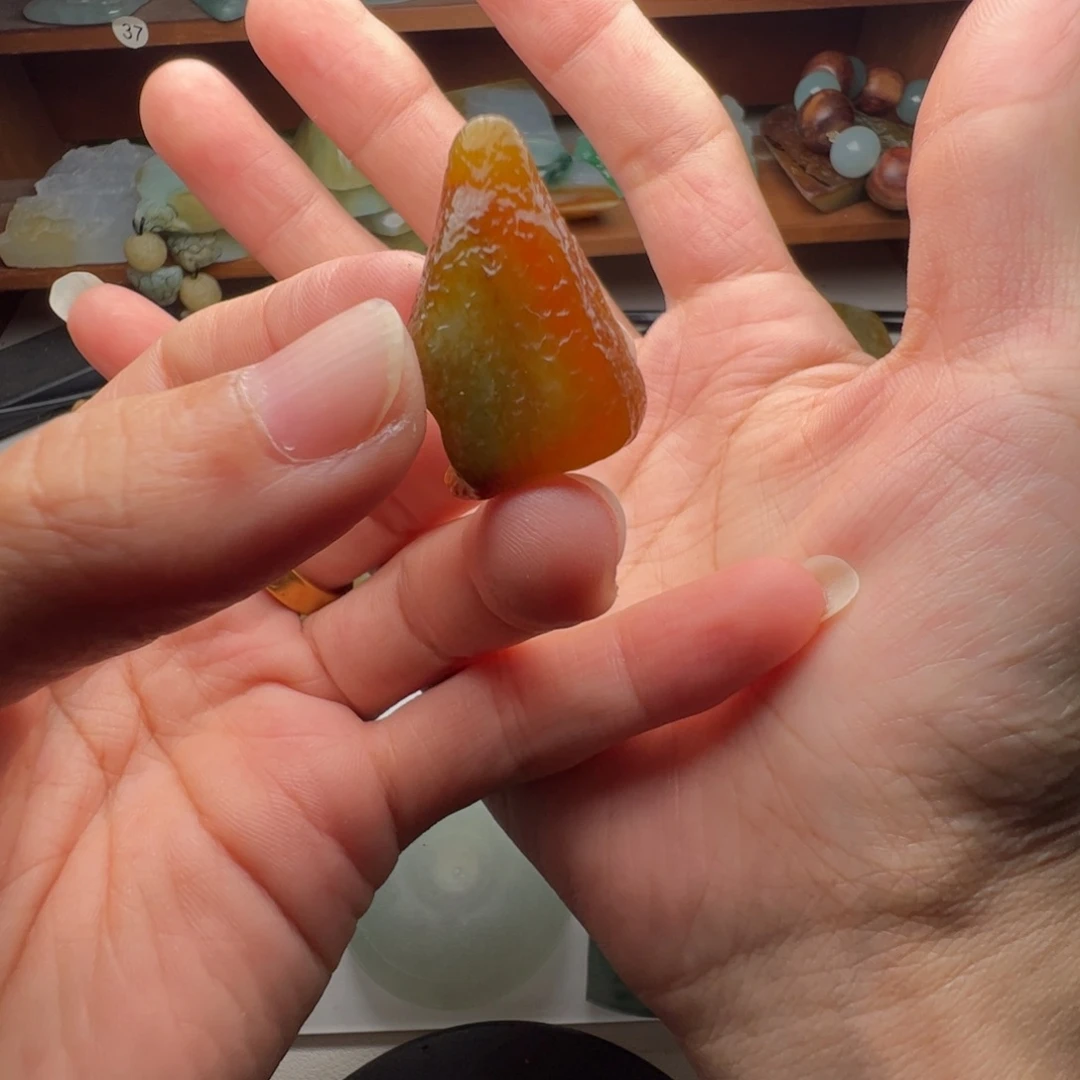 定制翡翠未镶嵌包工