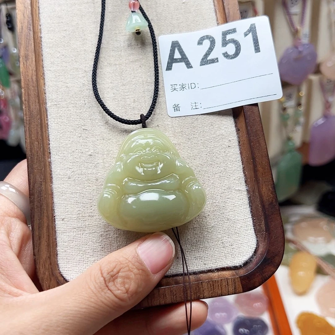 石英质玉合金颈饰幺****店