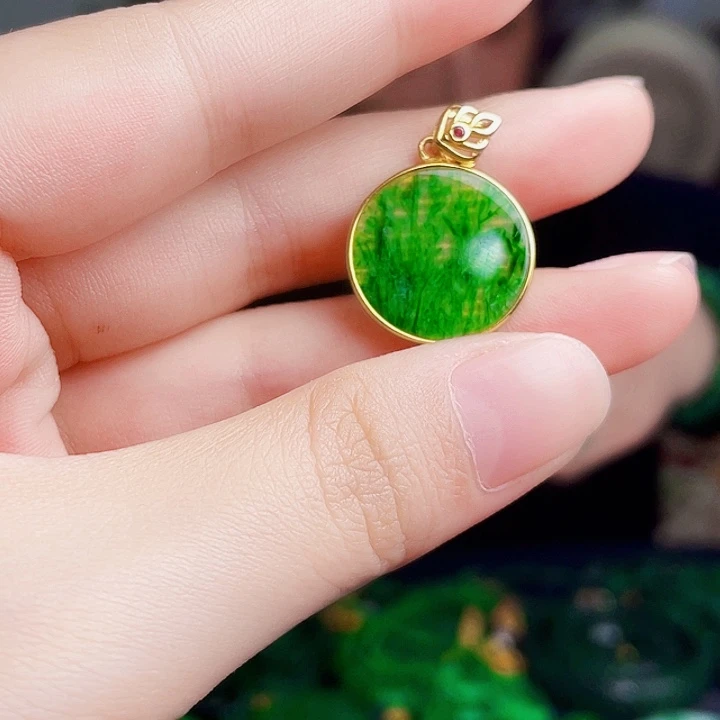 翡翠银S925镶嵌颈饰多样性