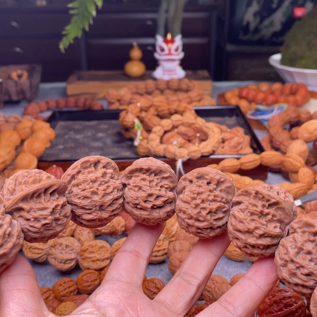 ****心文玩核桃吊坠秋子