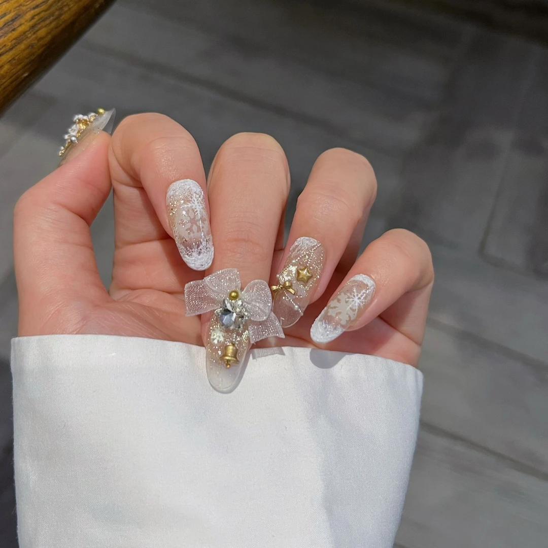 【圣诞初雪】Miao.C指尖艺术 猫眼细闪冬日圣诞气质显白手工穿戴甲