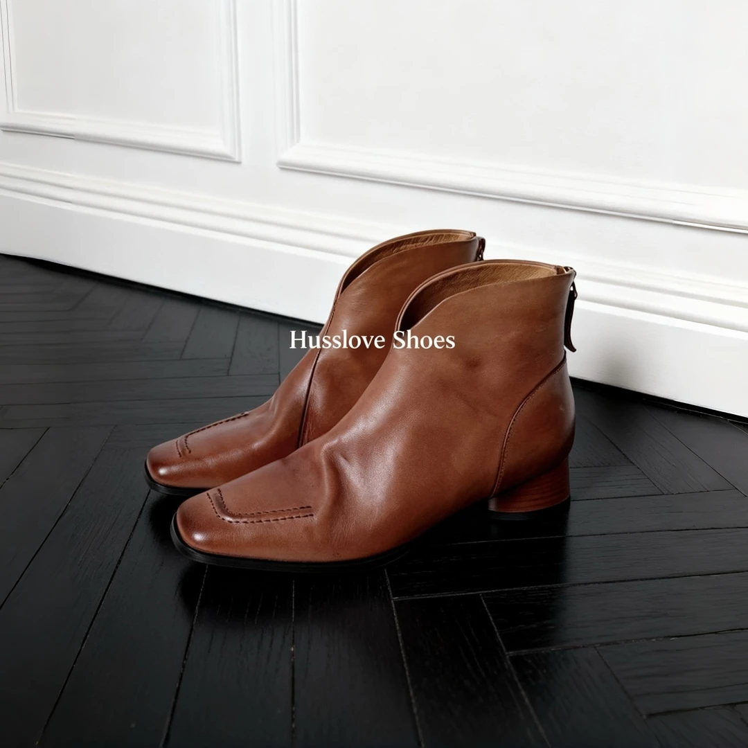 HUSSLOVE 头层牛皮·跟高3CM·复古老钱风简约高级百搭秋冬短靴女