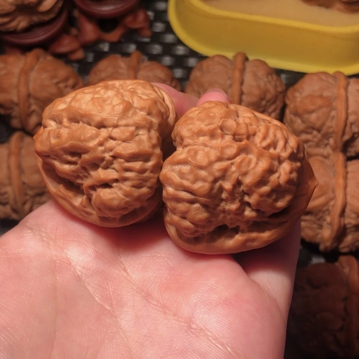 香***饽把件文玩核桃蛤蟆