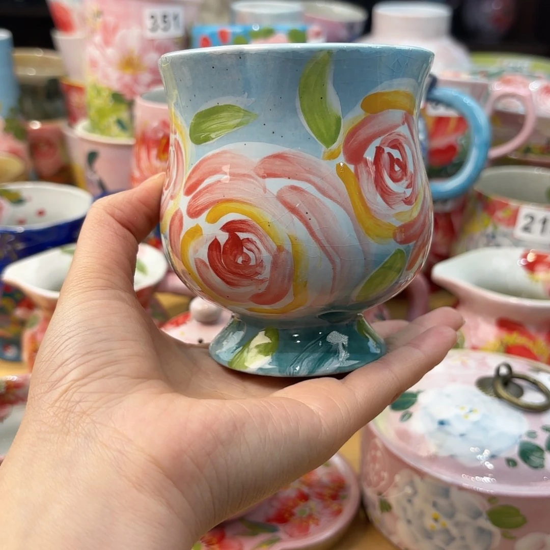 瓷片兔兔盖茨。兔兔好