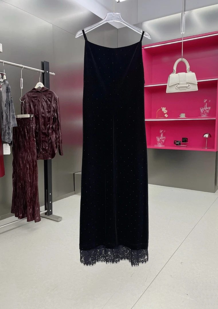 【韩序】荡领宽松吊带裙（2435L5539）