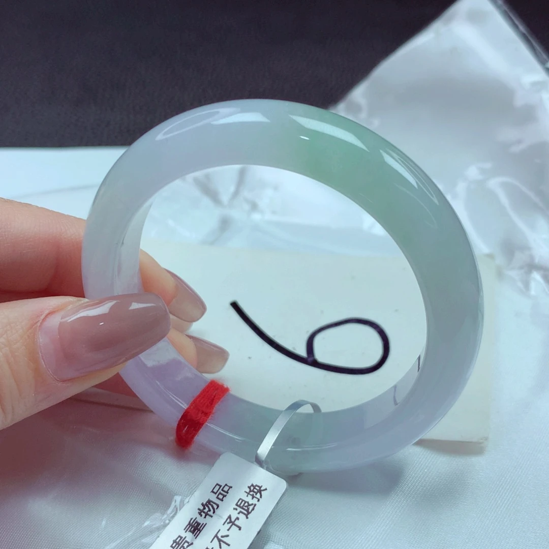 翡翠手镯未镶嵌手镯52