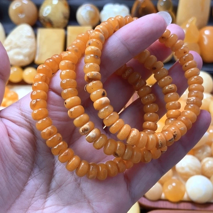 琥珀未镶嵌吊坠(赠链)