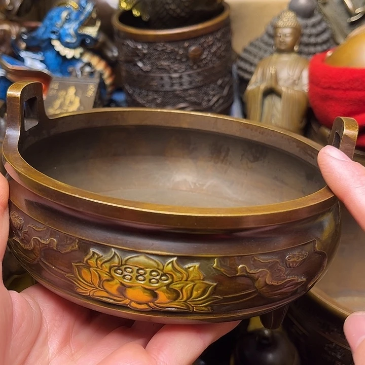精美铜器批发档口