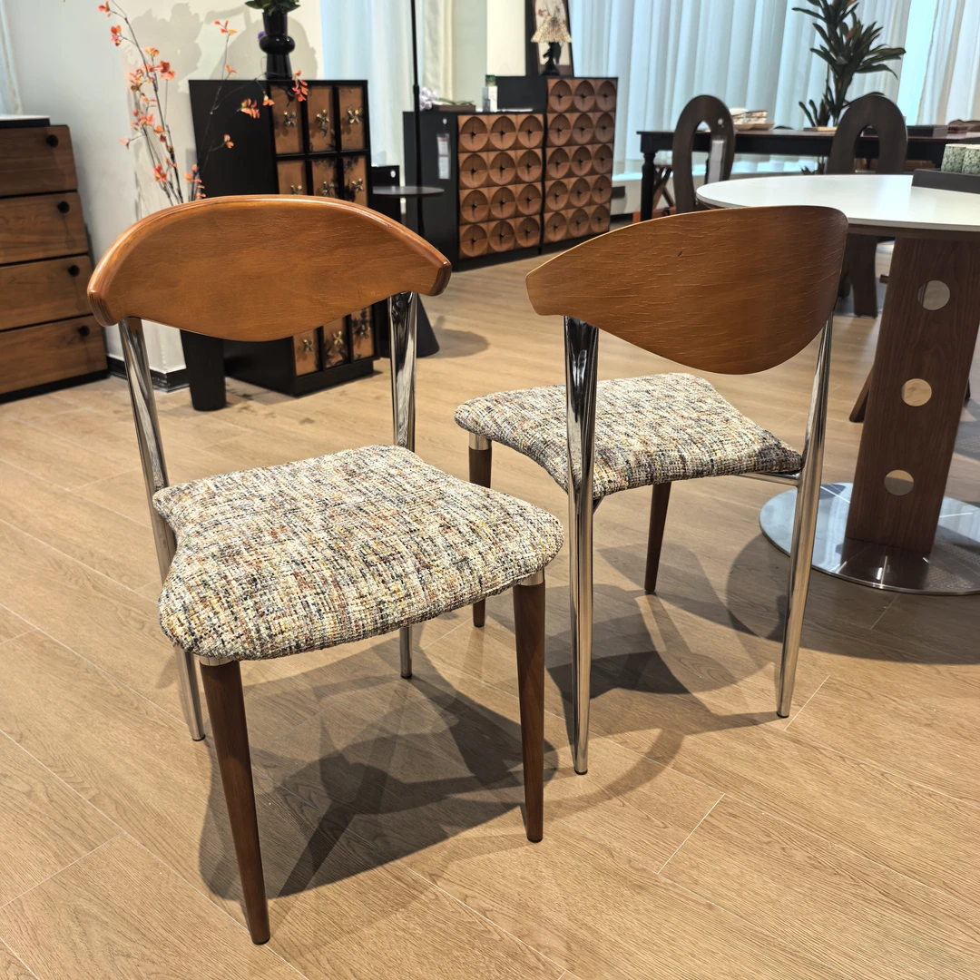 【包豪斯餐椅】复古餐桌实木餐厅客厅餐椅不锈钢北欧家用简约中古