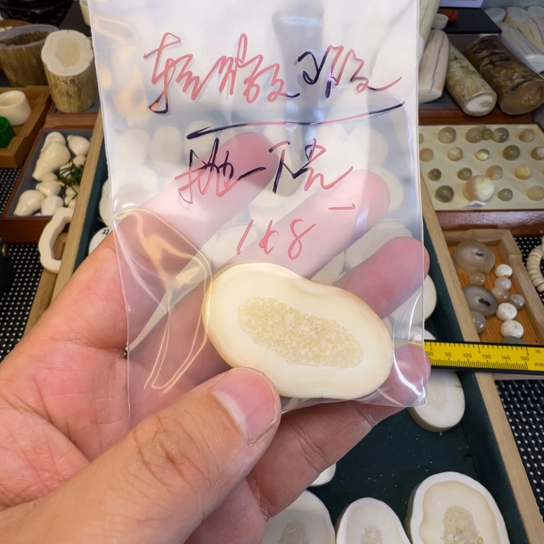 树脂制品特价处理瑕疵