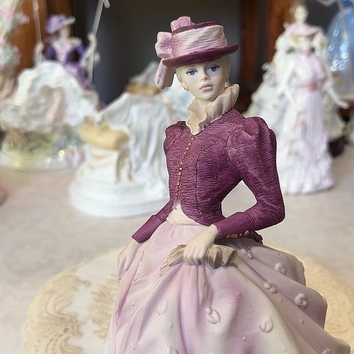 杯欧洲中古瓷器摆件