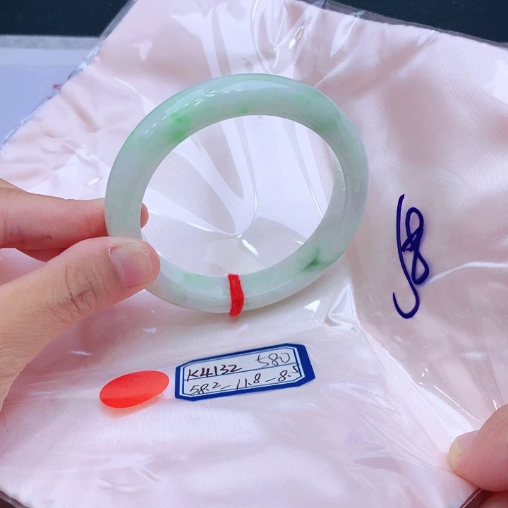 未镶嵌手镯翡翠翡翠