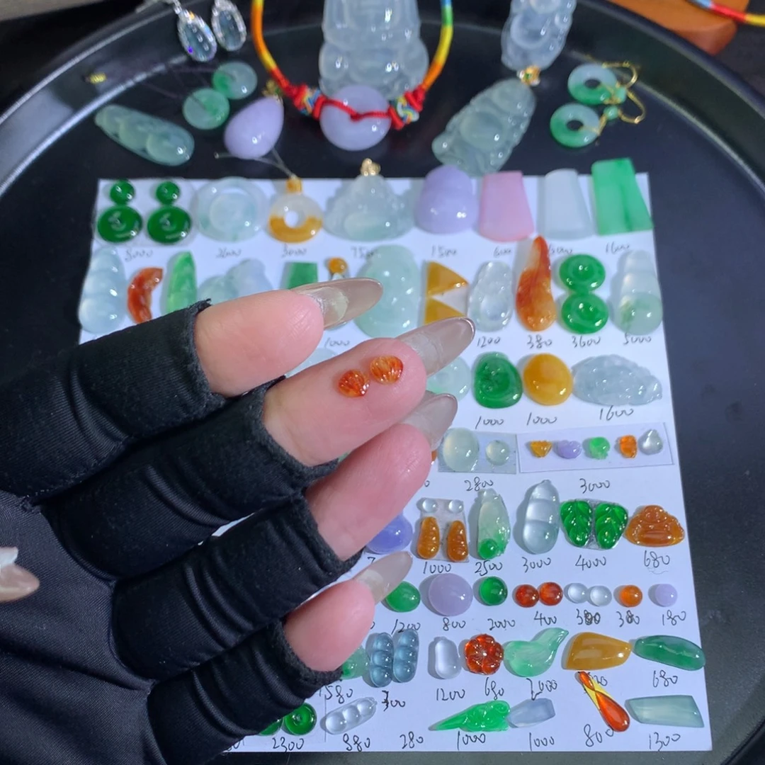 翡翠裸石红翡贝壳