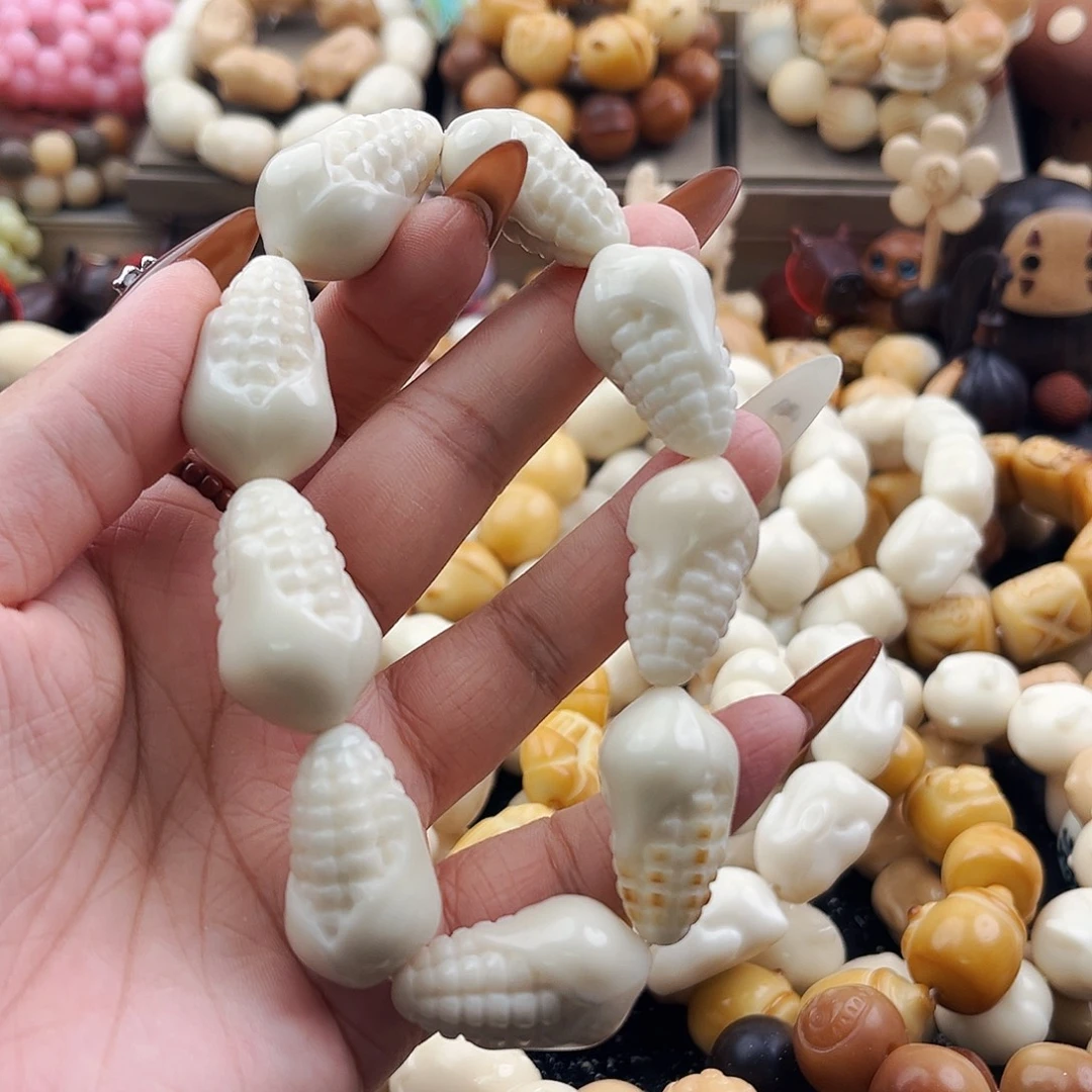 菩提根/象牙果吊坠玉米