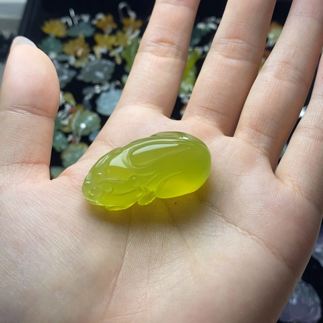 蛇纹石玉未镶嵌耳饰/颈饰