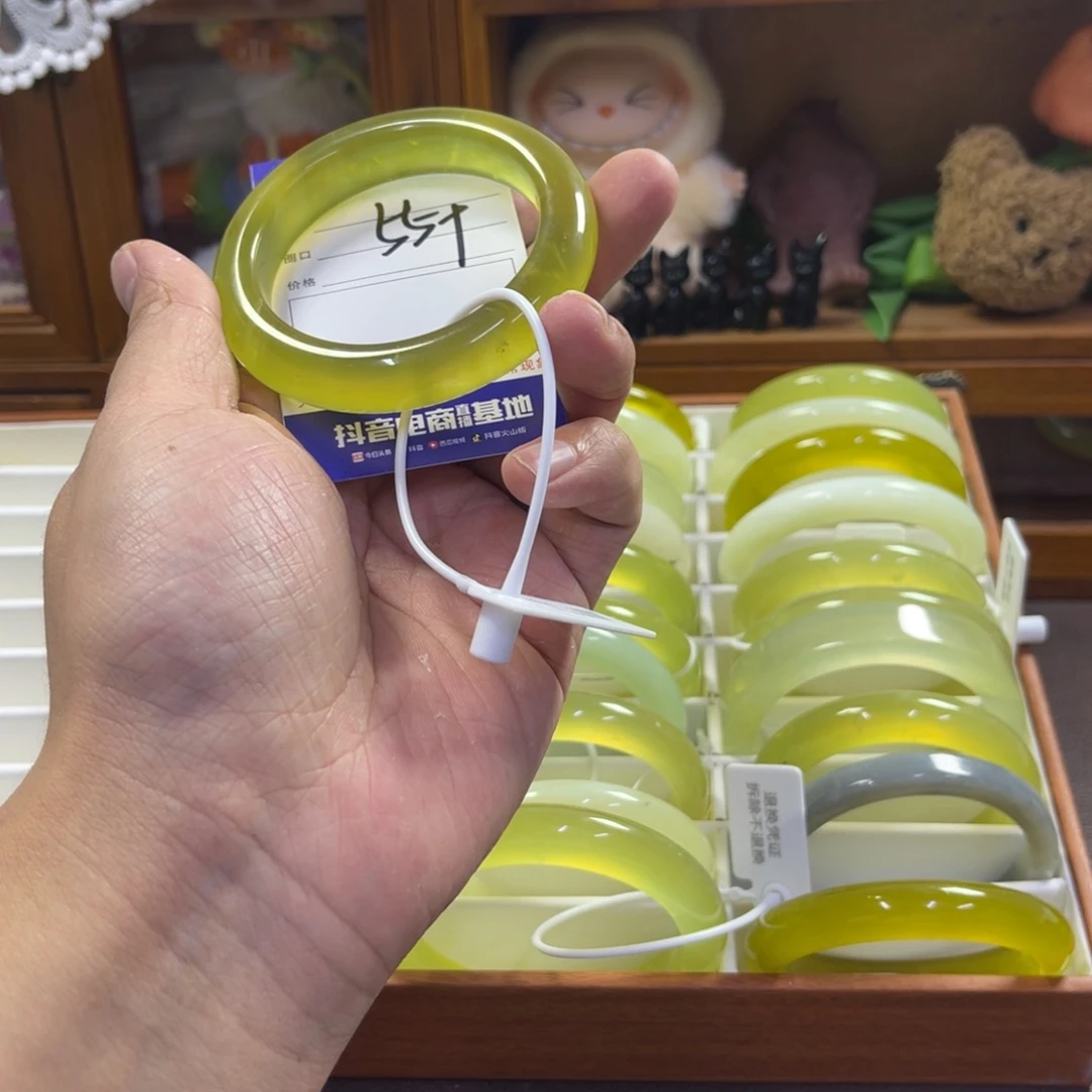 蛇纹石玉未镶嵌手镯421