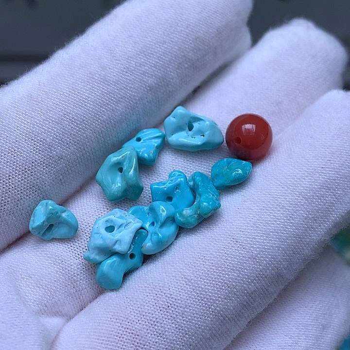 南红玛瑙未镶嵌珠宝奇石