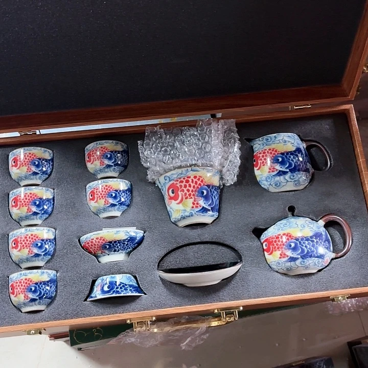 孤品茶具套装等。