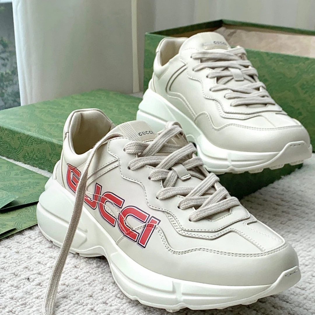 未使用 GUCCI/古驰 古驰 米白色红色Logo老爹鞋