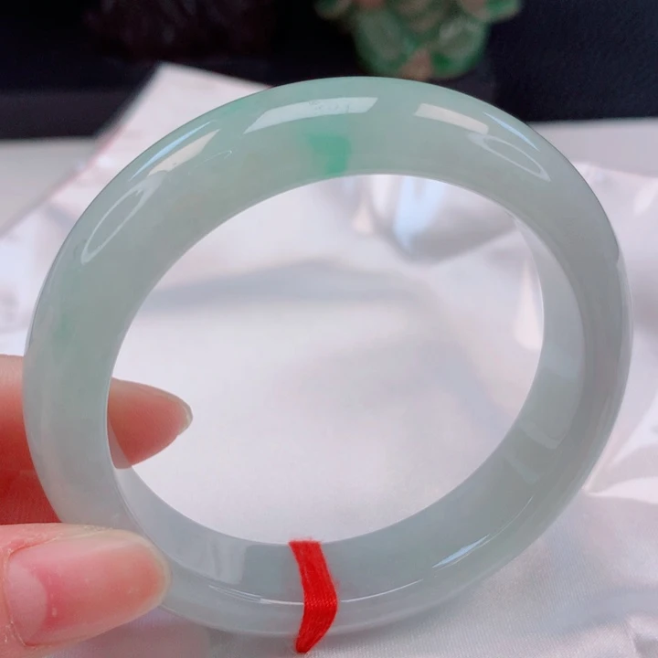 翡翠未镶嵌手镯54圈