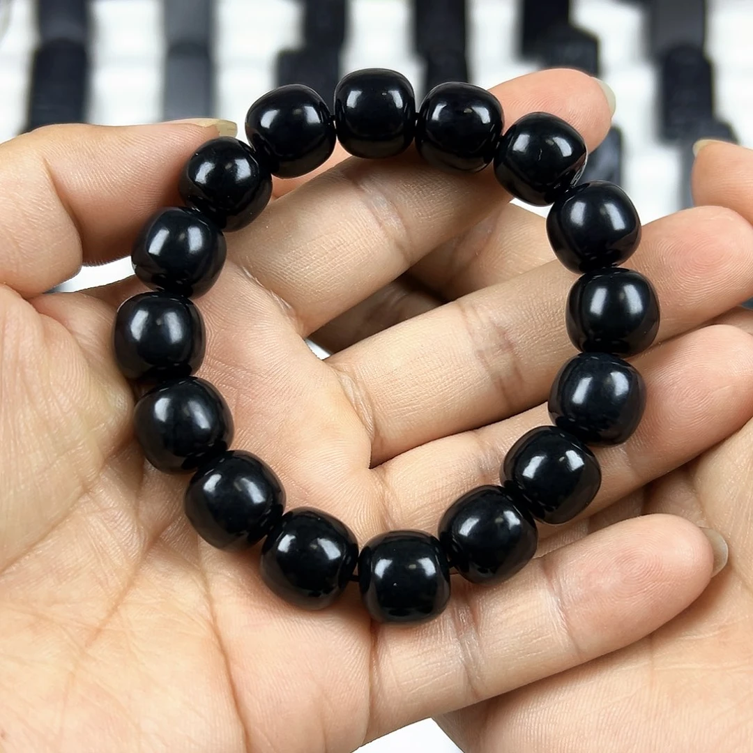 和田玉（墨玉）未镶嵌颈饰和*墨玉卡14老型手串羊脂